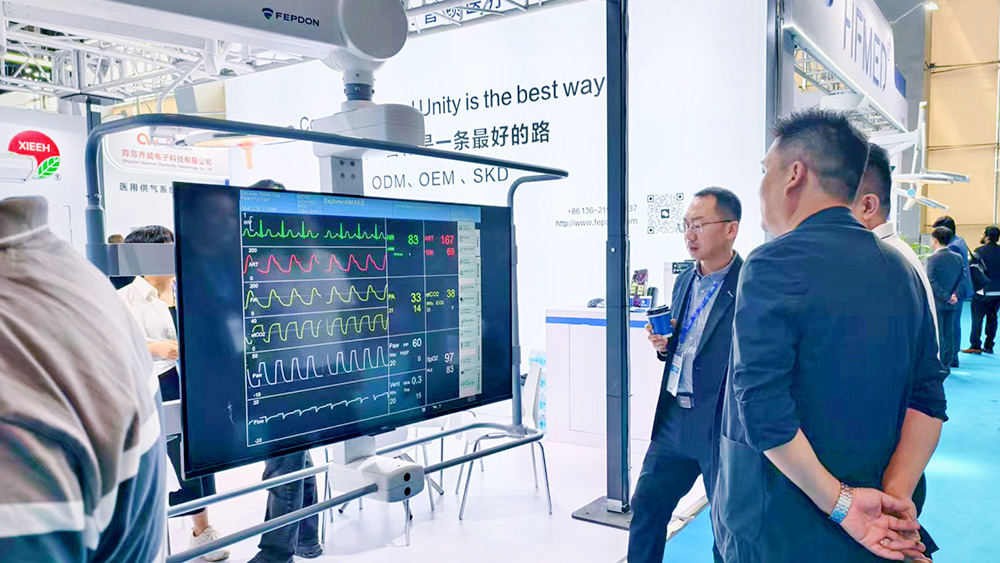 以创新吊塔吊桥系统打造现代化手术室解决方案